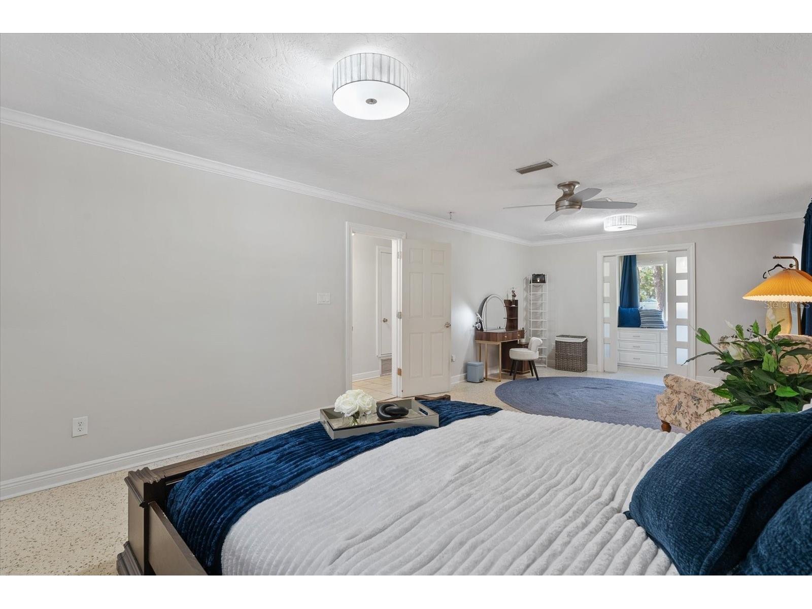361 Scott Avenue Sarasota FL 34243 A4692752 image23