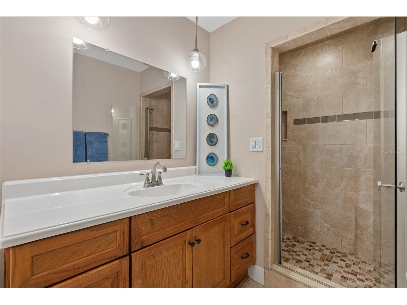361 Scott Avenue Sarasota FL 34243 A4692752 image28