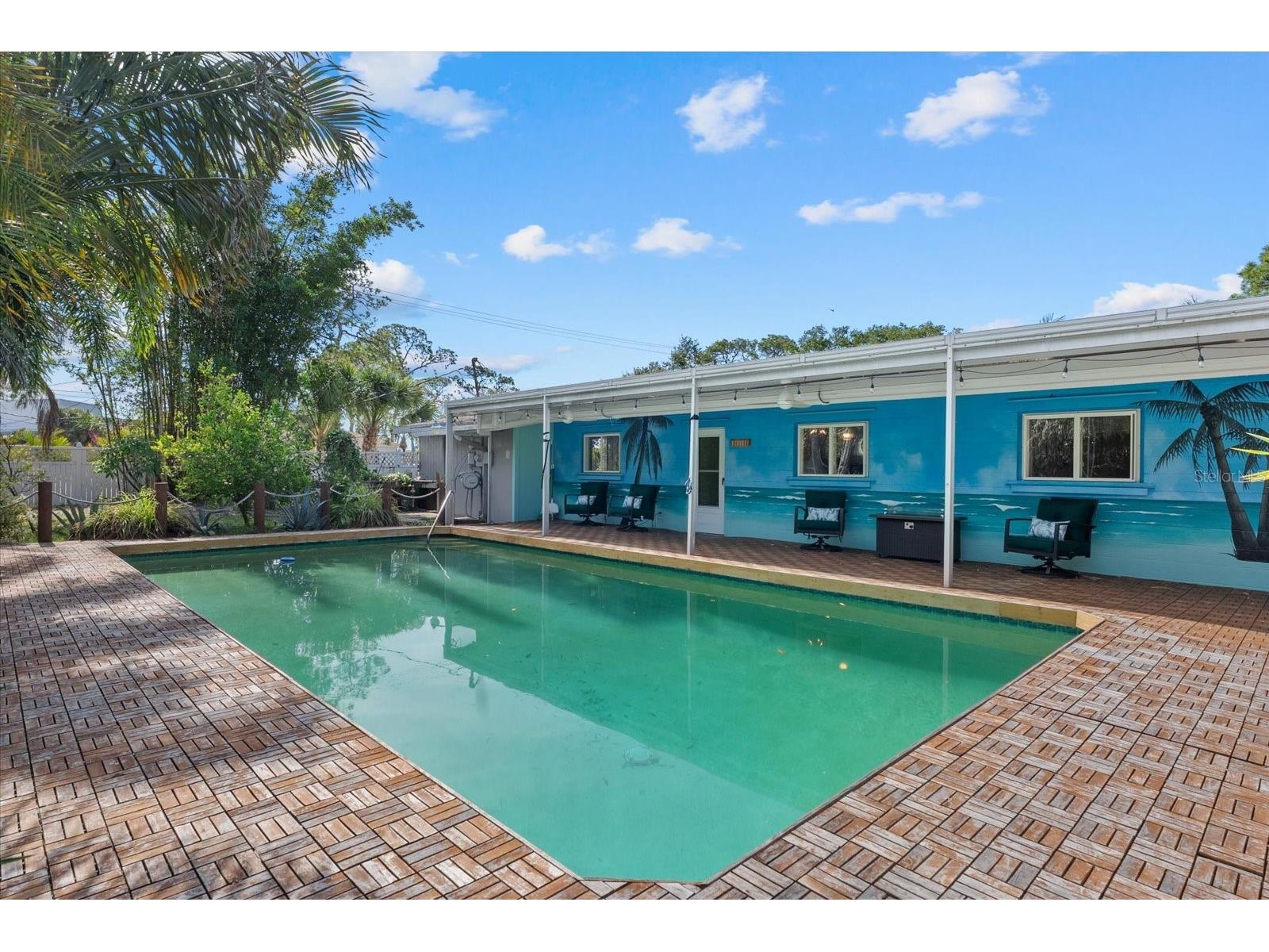 361 Scott Avenue Sarasota FL 34243 A4692752 image38