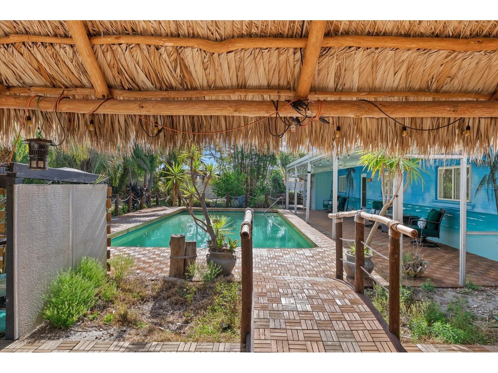 361 Scott Avenue Sarasota FL 34243 A4692752 image46
