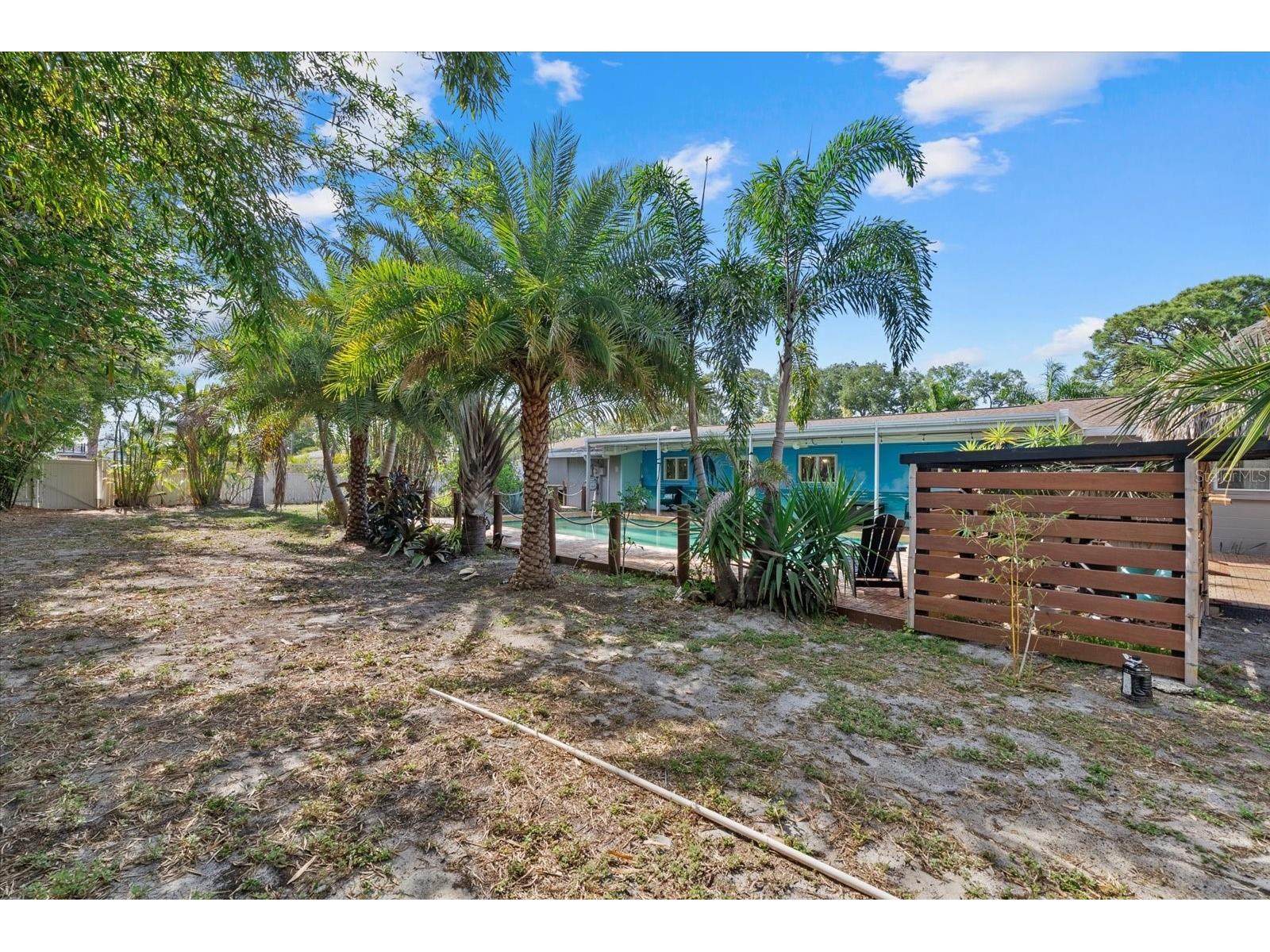 361 Scott Avenue Sarasota FL 34243 A4692752 image48