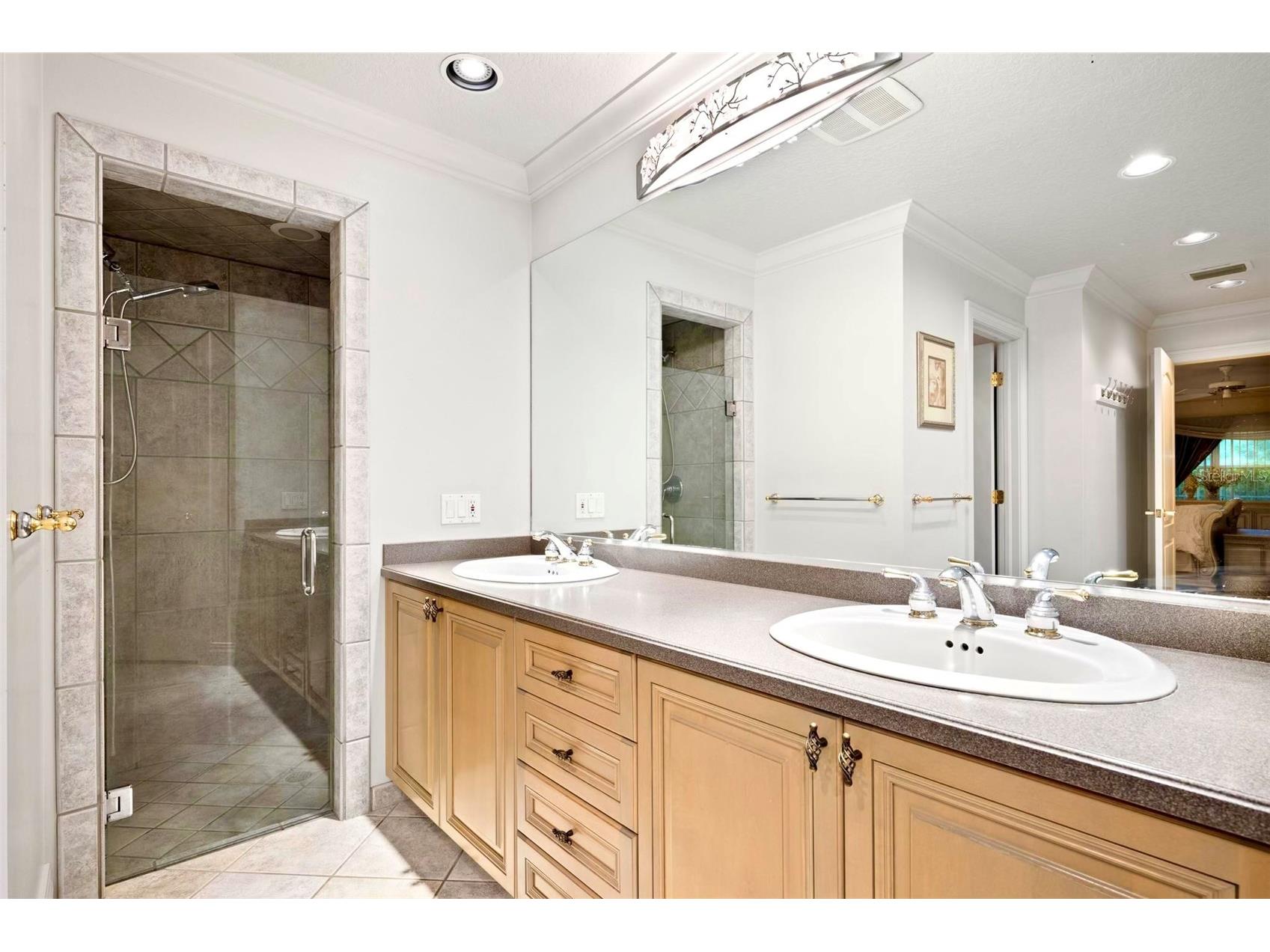 3610 11th Avenue N Saint Petersburg FL 33713 TB8495490 image17