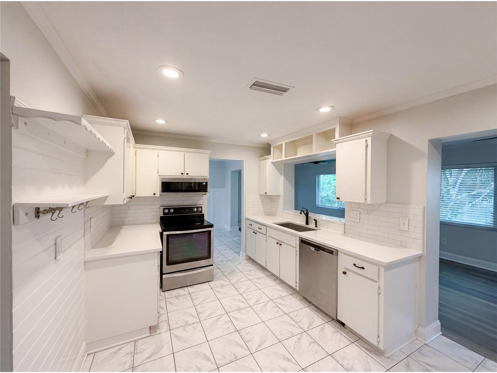 3610 97th Avenue N Pinellas Park FL 33782 TB8508369 image15