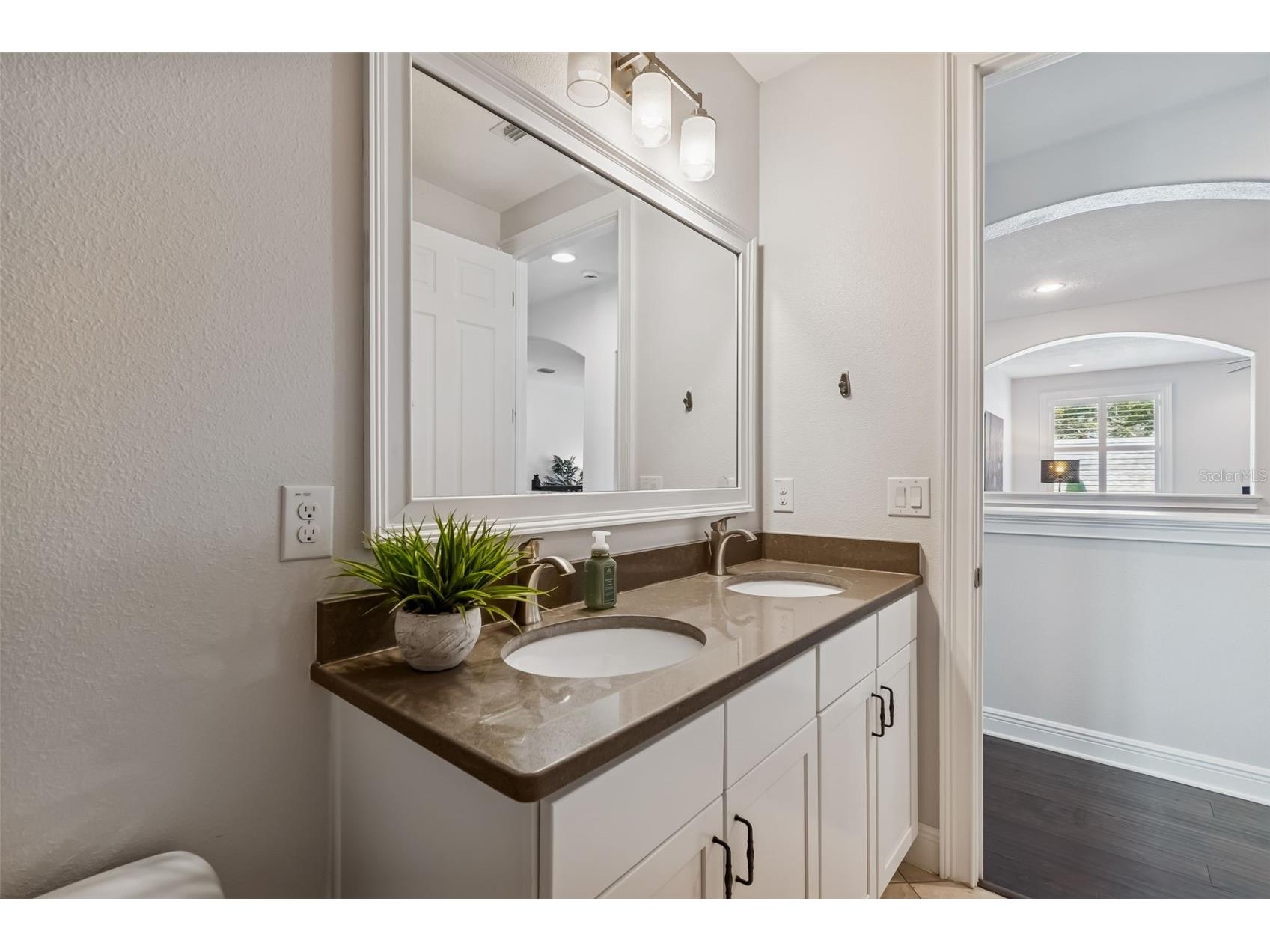 3610 E Clark Circle Tampa FL 33629 TB8481658 image42