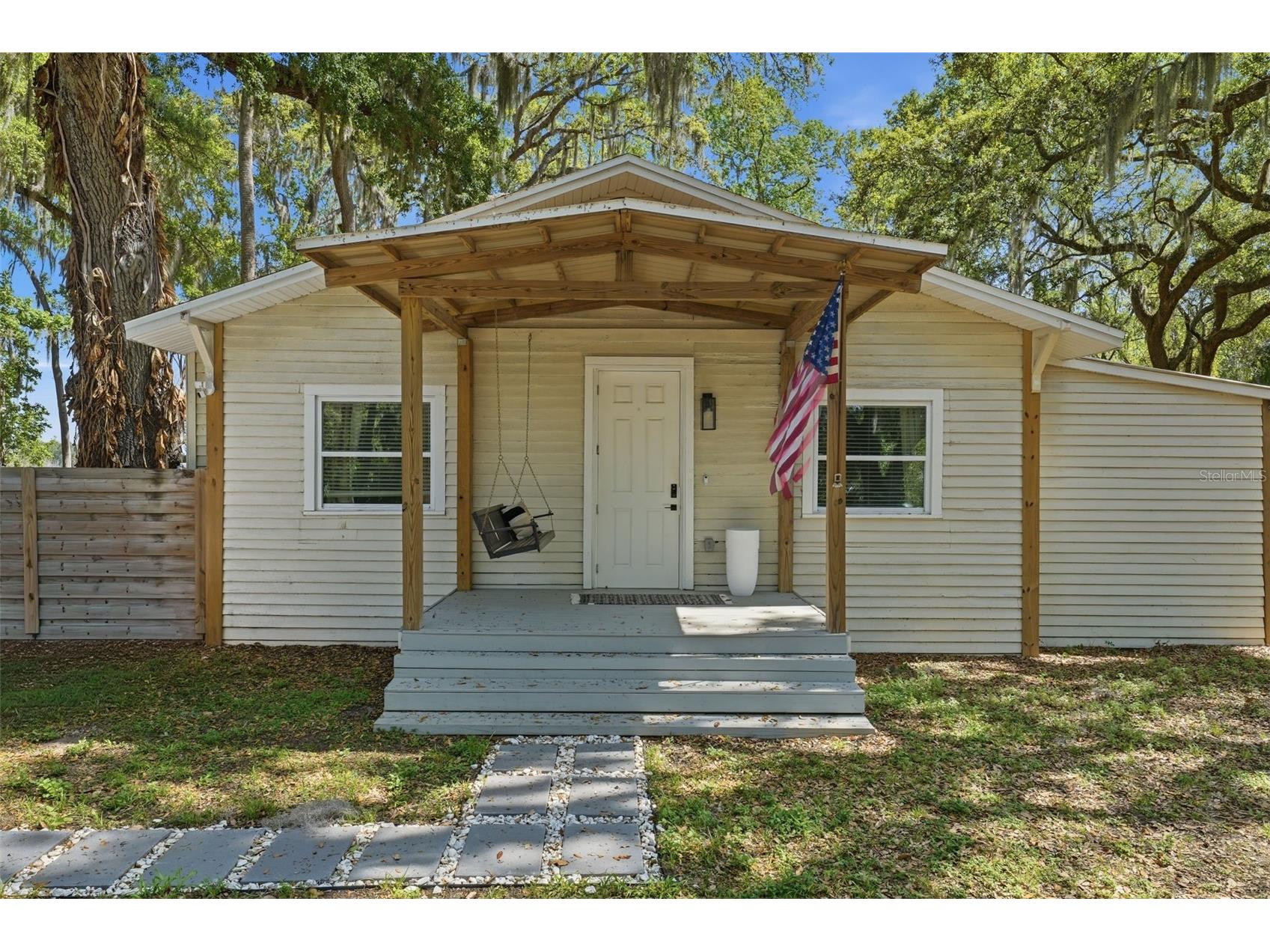 36104 Emeralda Avenue Leesburg FL 34788 OM720565 image3