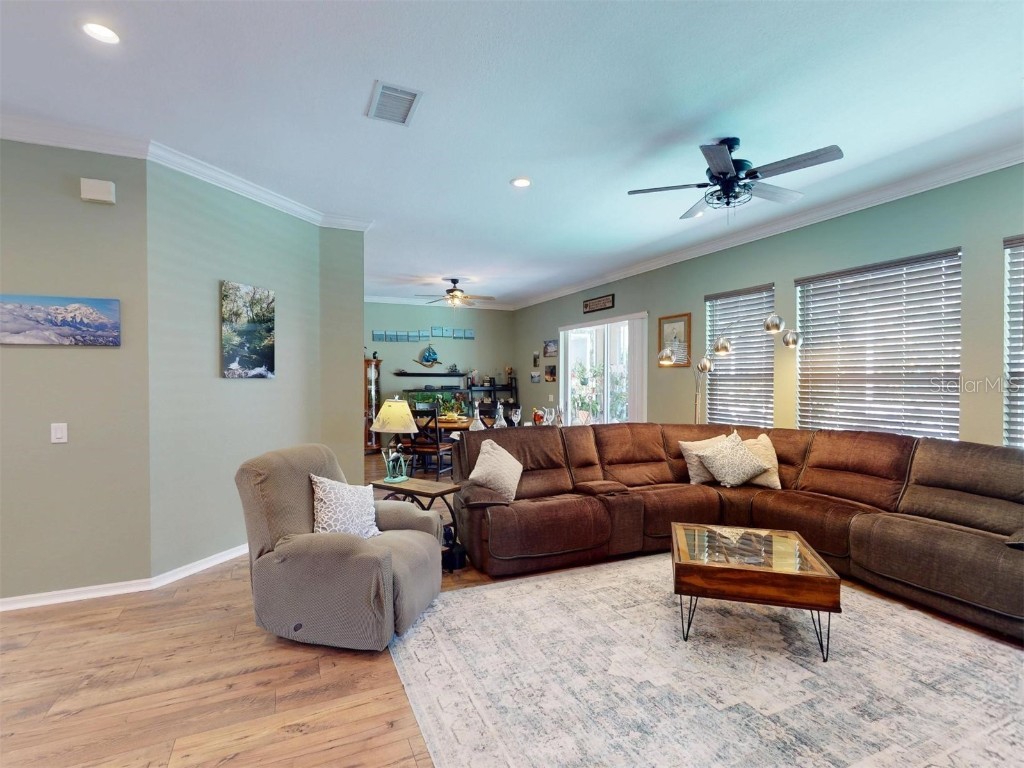 3611 2nd Drive NE Bradenton FL 34208 C7515273 image10