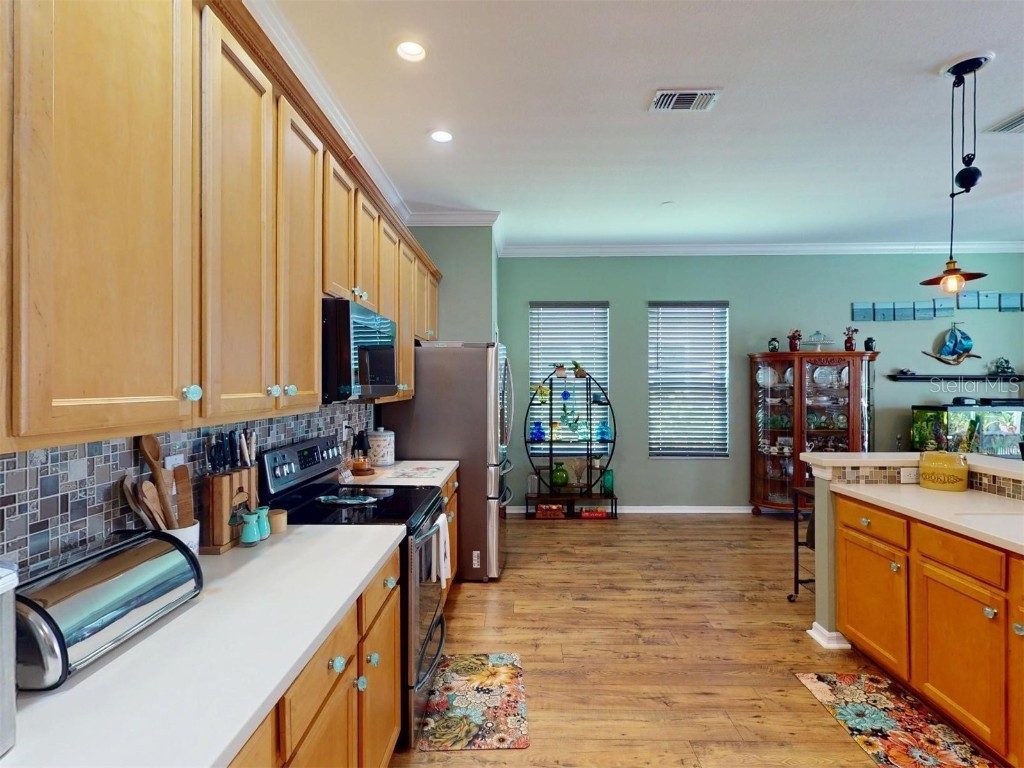 3611 2nd Drive NE Bradenton FL 34208 C7515273 image20