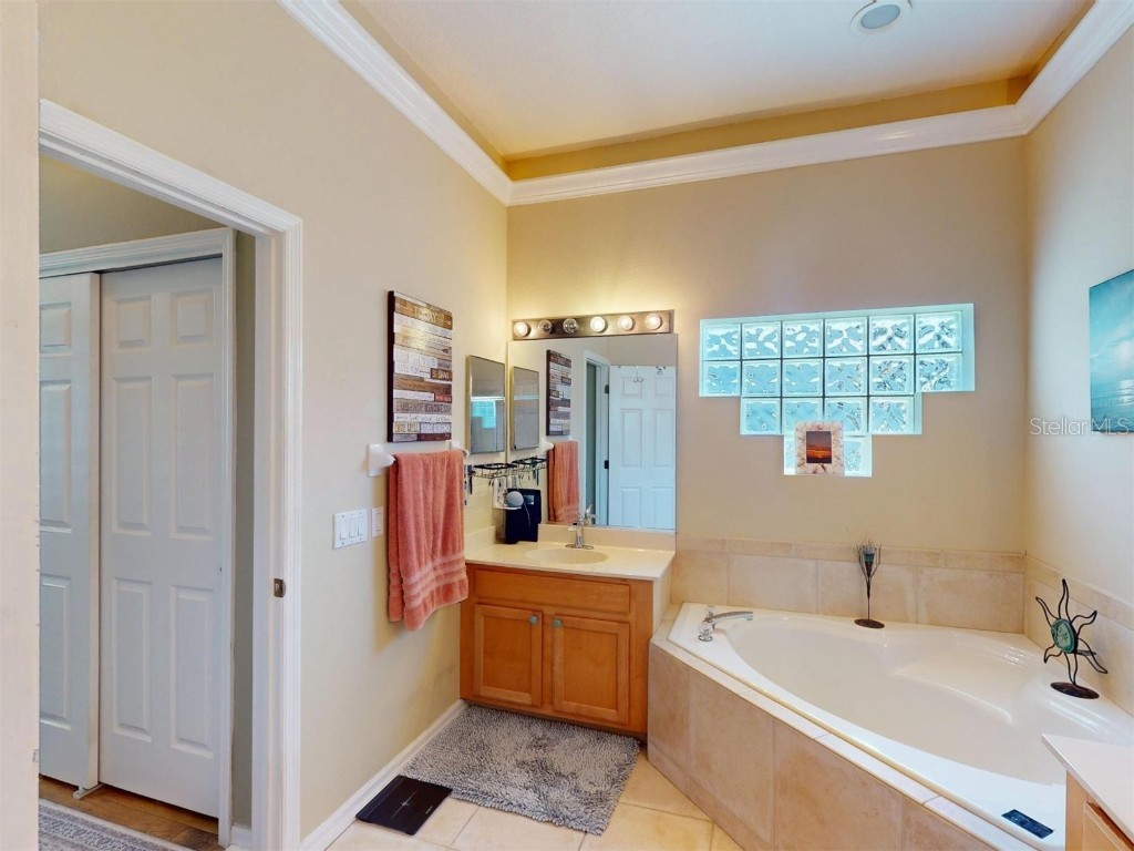 3611 2nd Drive NE Bradenton FL 34208 C7515273 image39