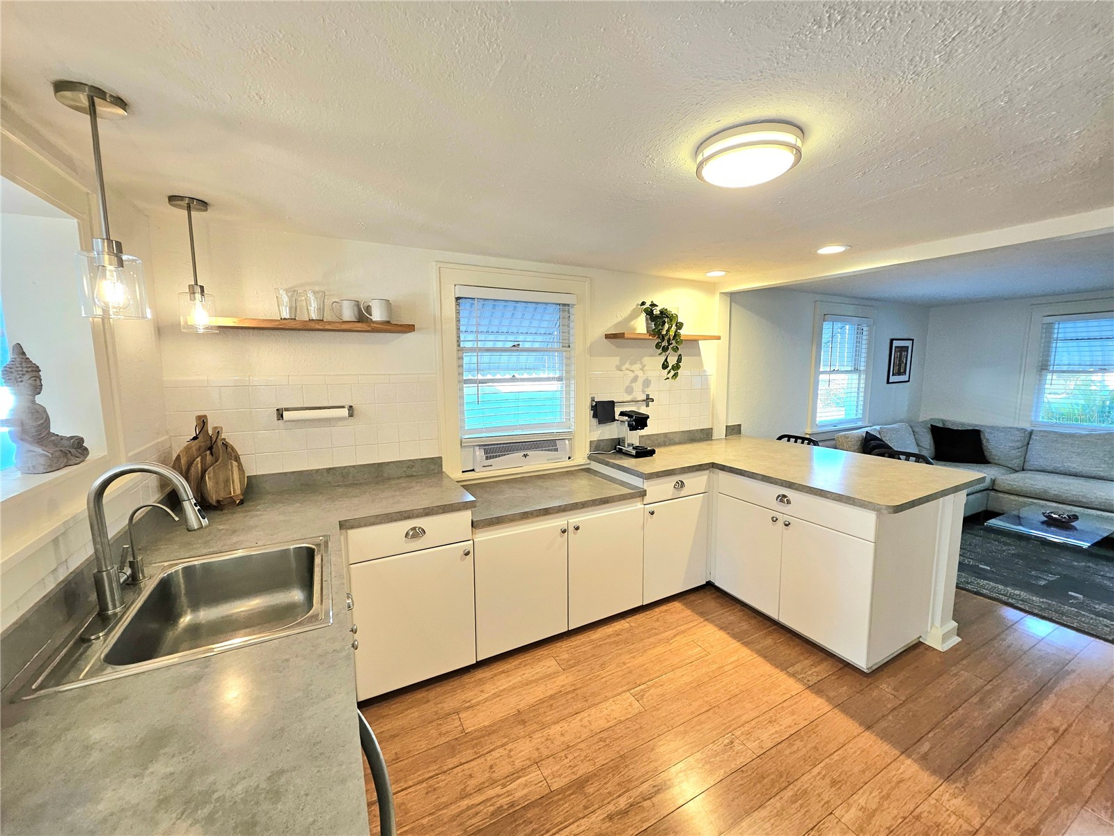 3611 4th Avenue N Saint Petersburg FL 33713 TB8479803 image16