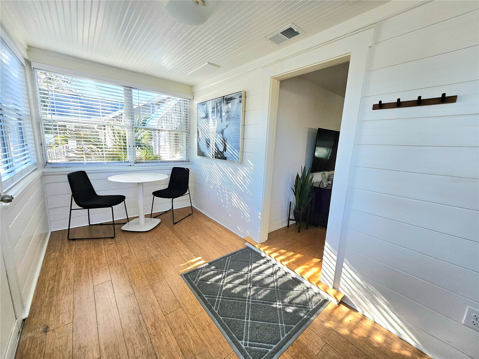 3611 4th Avenue N Saint Petersburg FL 33713 TB8479803 image4