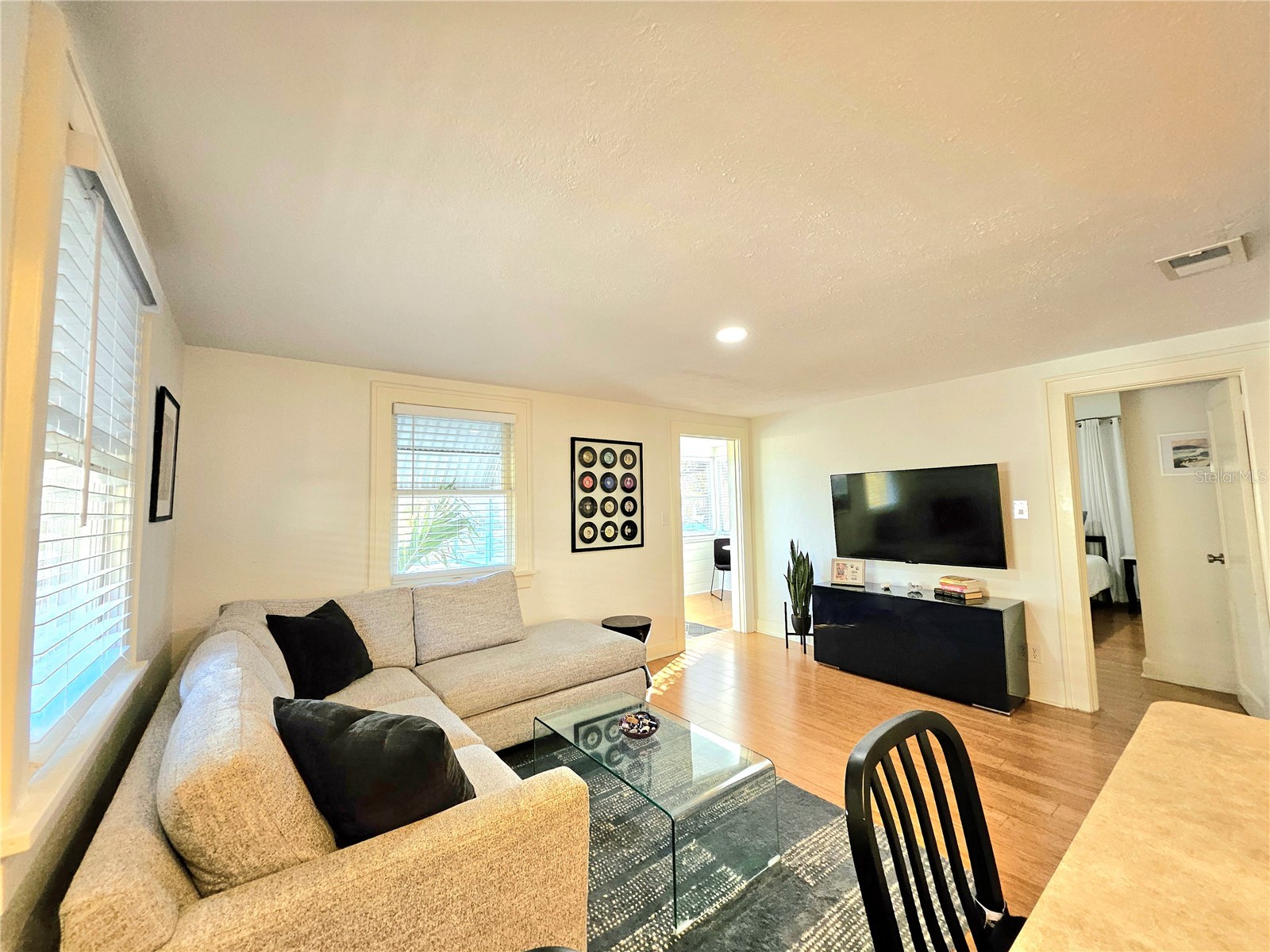 3611 4th Avenue N Saint Petersburg FL 33713 TB8479803 image9