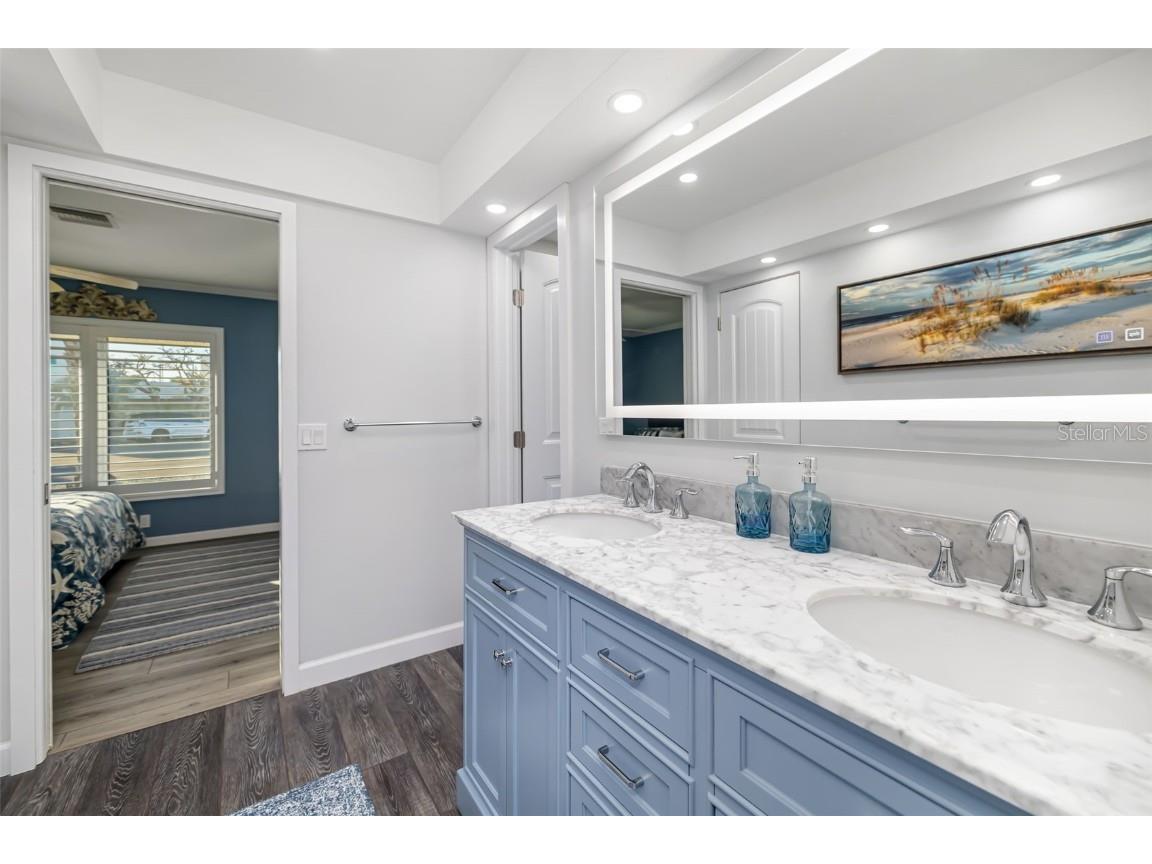 3611 Plumosa Terrace Bradenton FL 34210 - PALMA SOLA BAY A4672105 image34