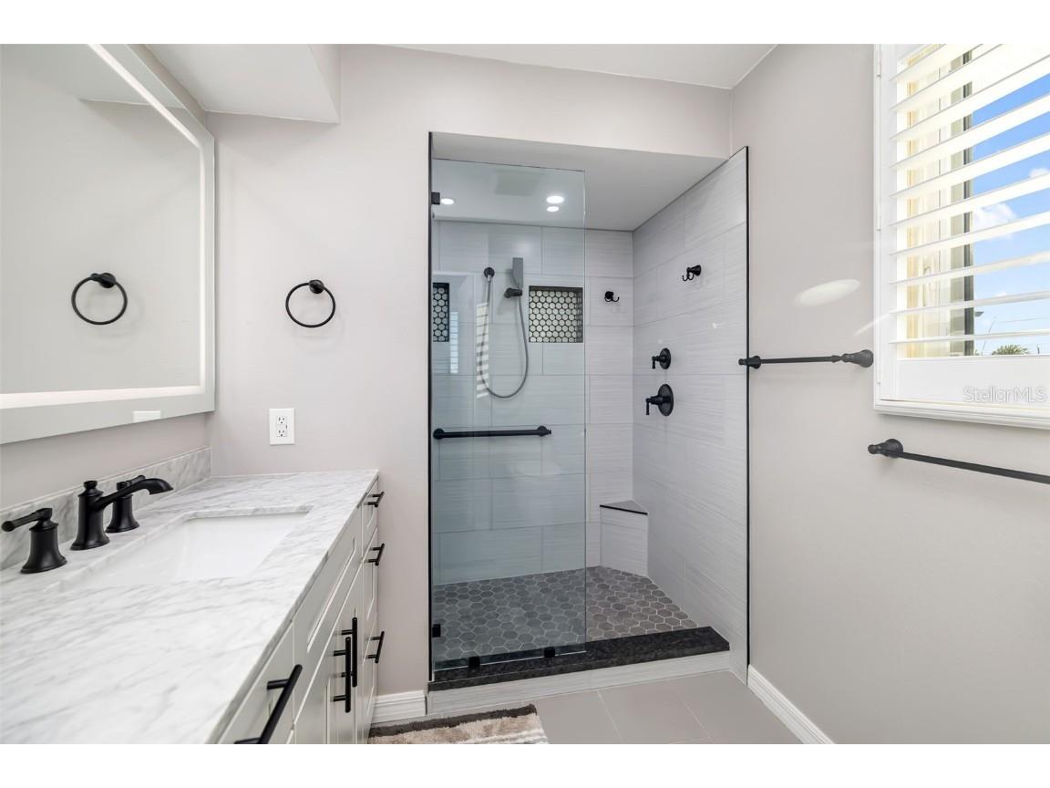 3611 Plumosa Terrace Bradenton FL 34210 - PALMA SOLA BAY A4672105 image45