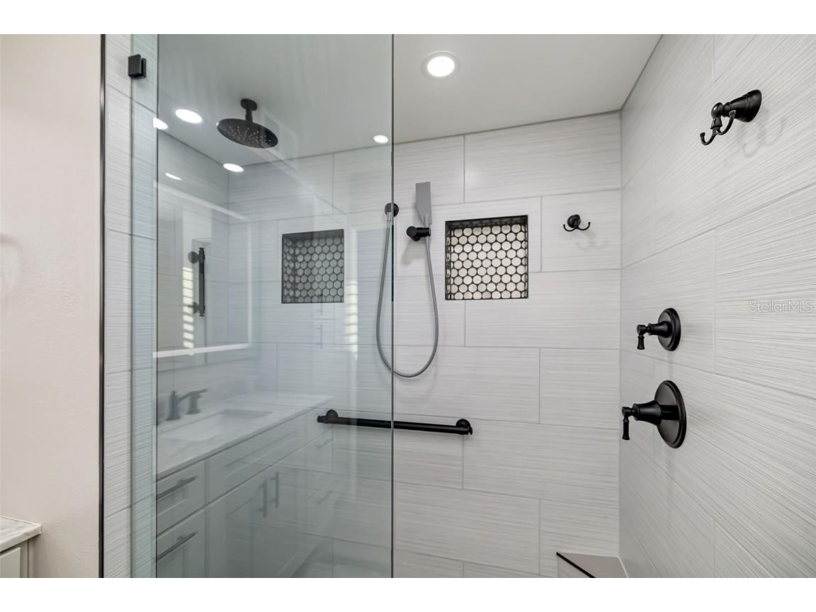 3611 Plumosa Terrace Bradenton FL 34210 - PALMA SOLA BAY A4672105 image47