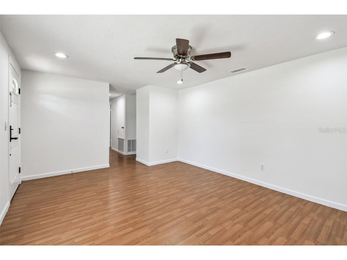 3611 Wisperbreath Lane Tampa FL 33619 TB8448719 image15