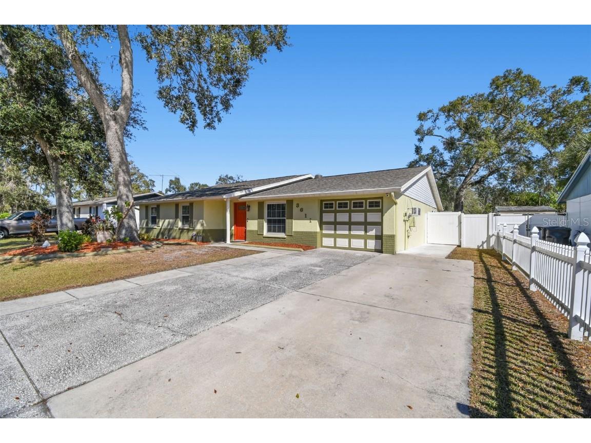 3611 Wisperbreath Lane Tampa FL 33619 TB8448719 image4