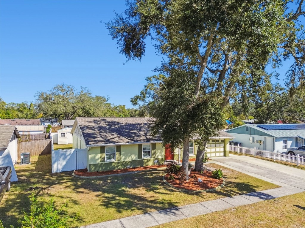 3611 Wisperbreath Lane Tampa FL 33619 TB8448719 image50