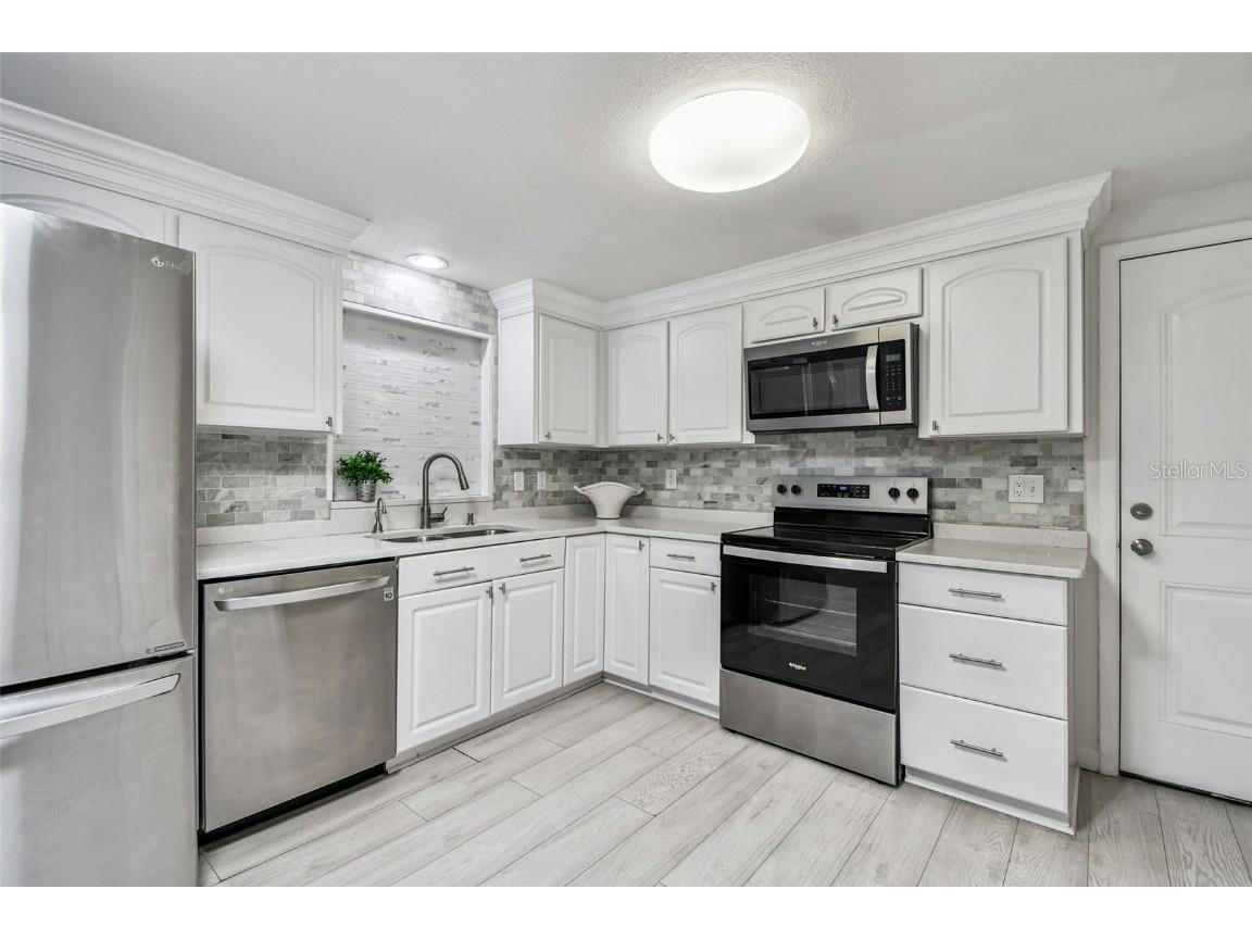 3611 Wisperbreath Lane Tampa FL 33619 TB8448719 image6