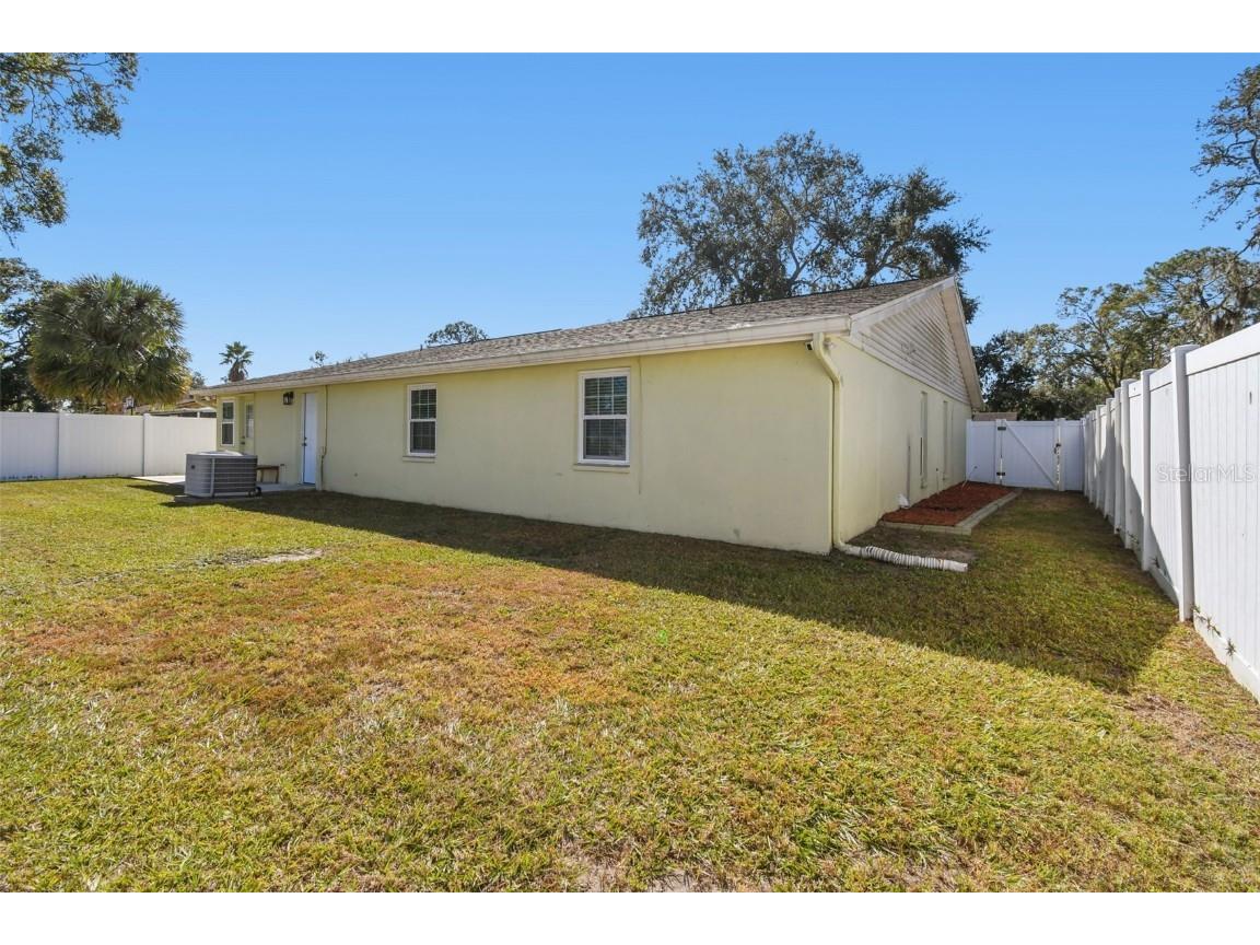 3611 Wisperbreath Lane Tampa FL 33619 TB8448720 image41