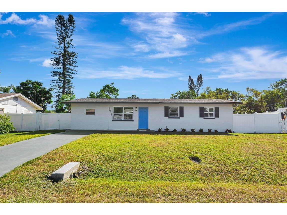 3612 46th Ave Dr W Bradenton FL 34210 A4672209 image1