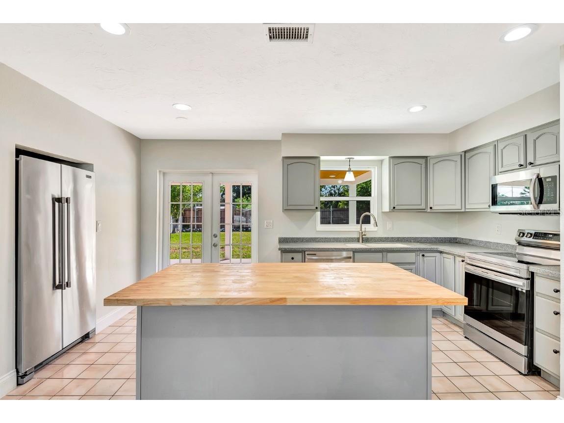 3612 46th Ave Dr W Bradenton FL 34210 A4672209 image18