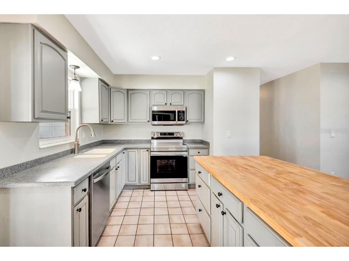 3612 46th Ave Dr W Bradenton FL 34210 A4672209 image21