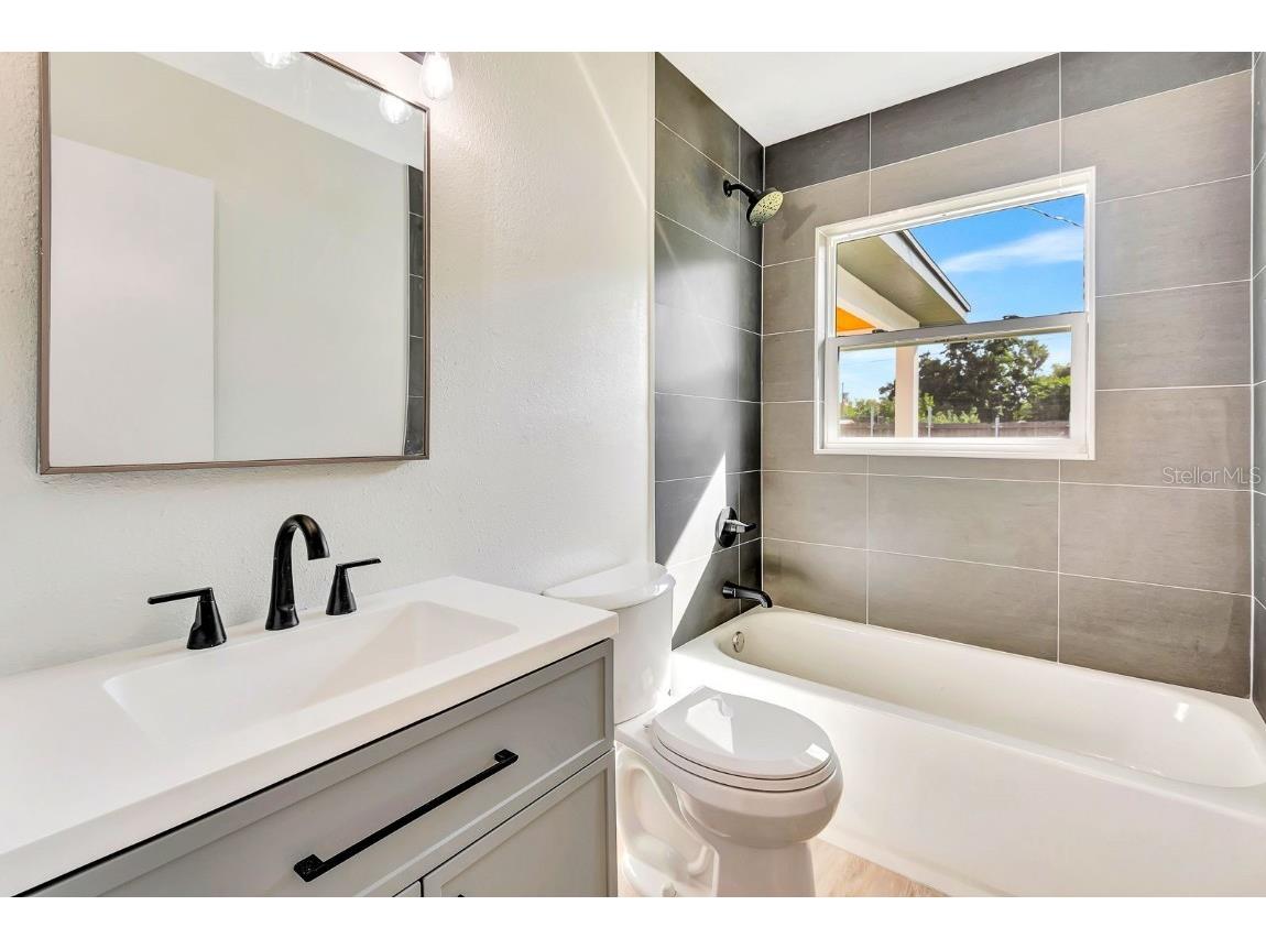 3612 46th Ave Dr W Bradenton FL 34210 A4672209 image35