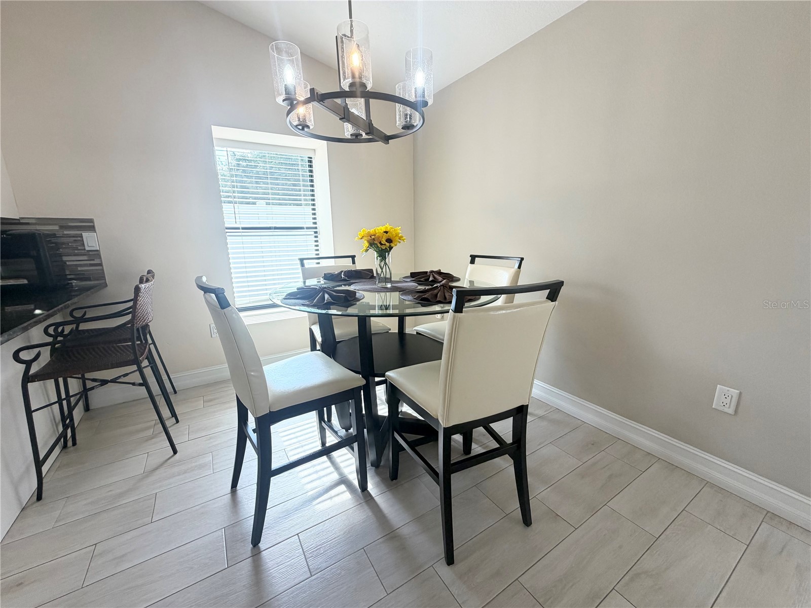 3612 75th Drive E Sarasota FL 34243 C7526270 image10