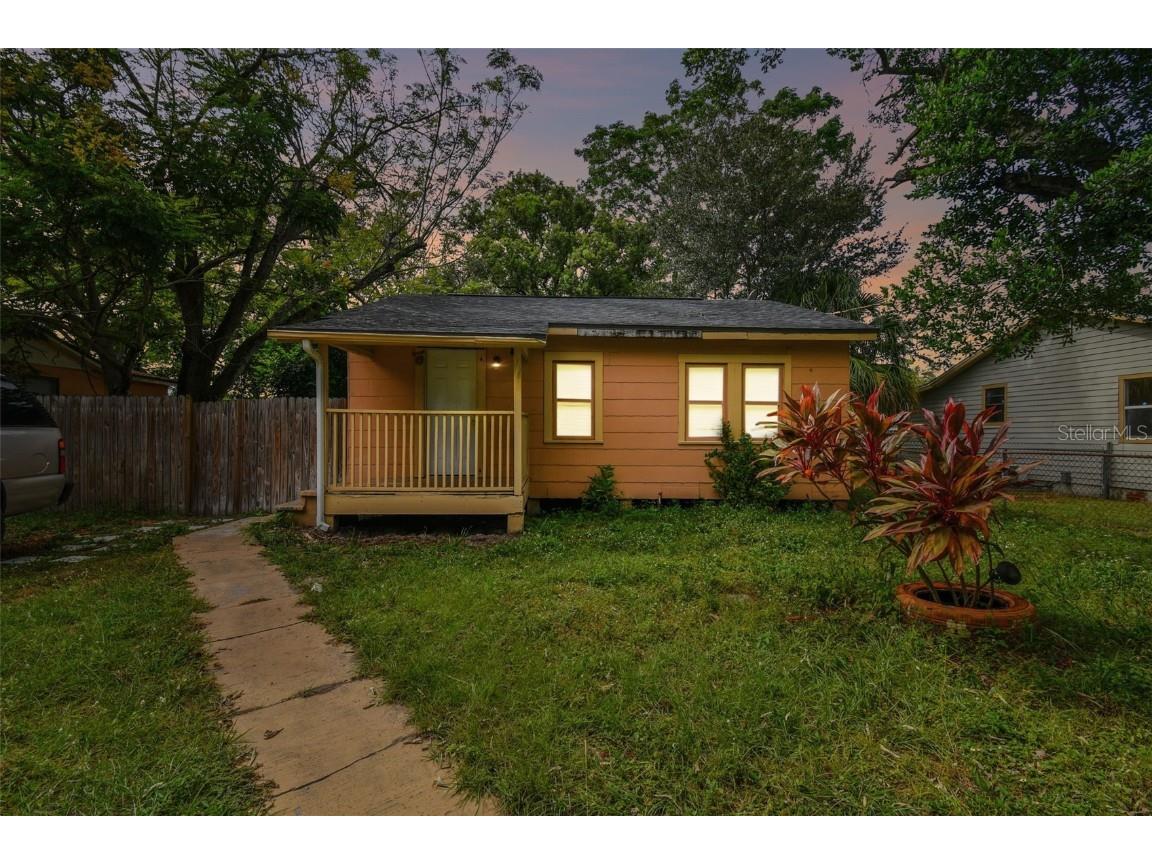 3612 N 52nd Street Tampa FL 33619 U8217439 image1