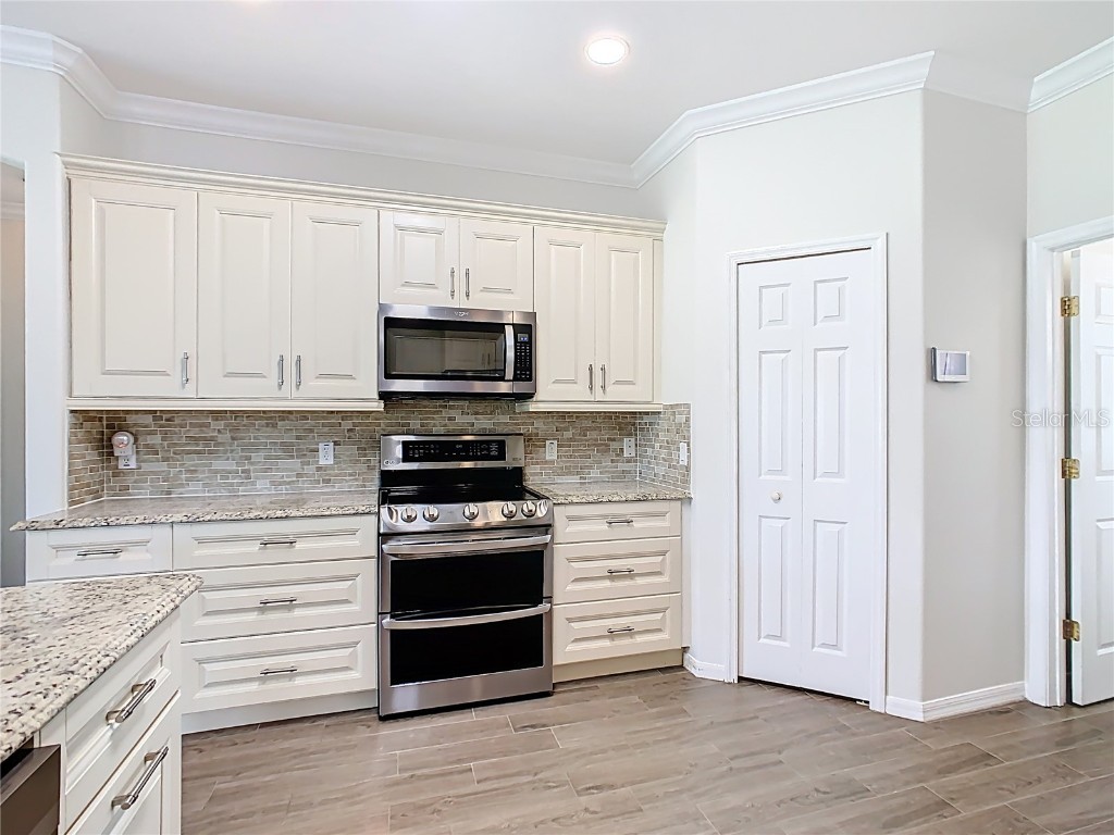 3612 Northwoods Drive Kissimmee FL 34746 W7876854 image5