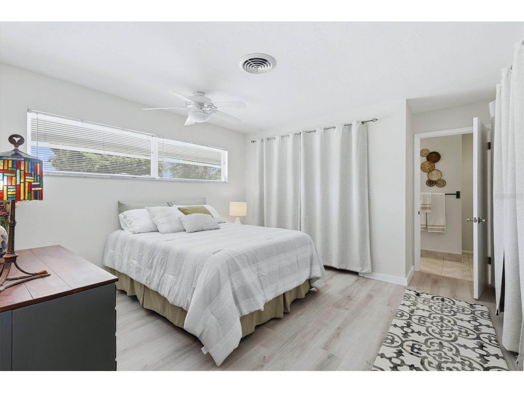 3612 S Lockwood Ridge Road Sarasota FL 34239 A4696876 image32