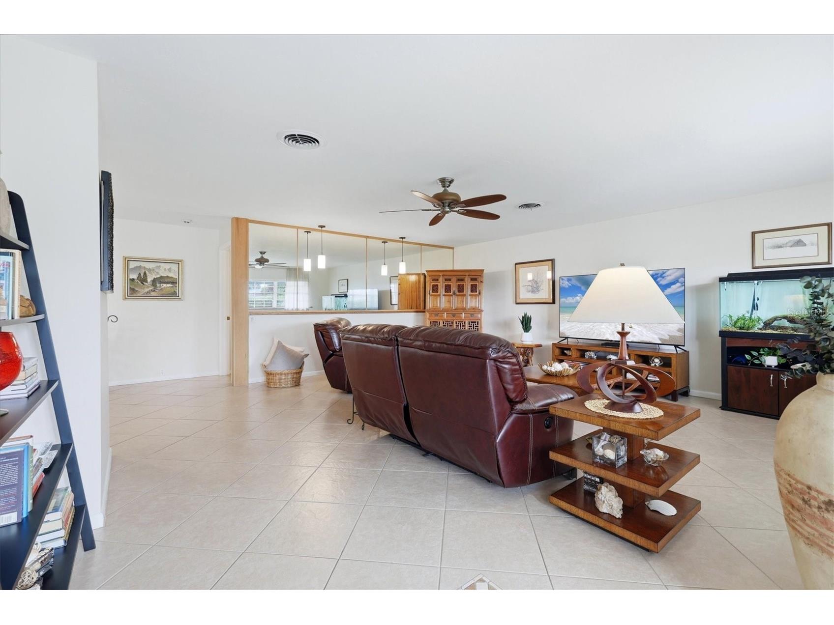 3612 S Lockwood Ridge Road Sarasota FL 34239 A4696876 image4