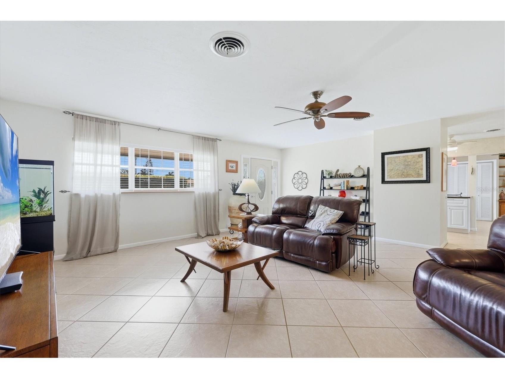 3612 S Lockwood Ridge Road Sarasota FL 34239 A4696876 image7