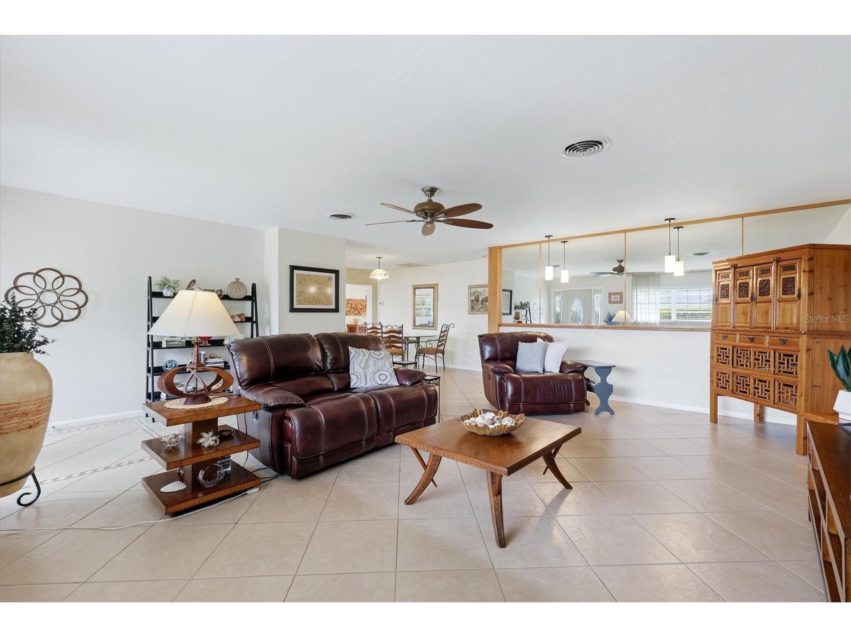 3612 S Lockwood Ridge Road Sarasota FL 34239 A4696876 image8