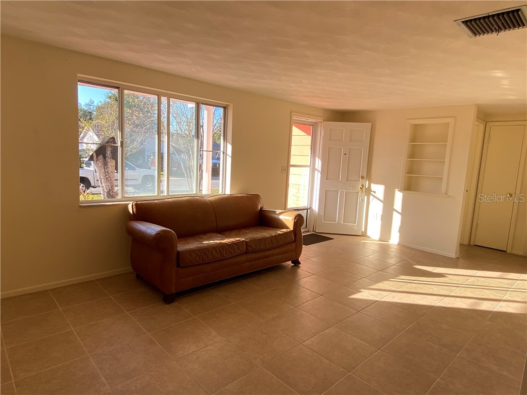 3612 Springfield Drive Holiday FL 34691 TB8509823 image5