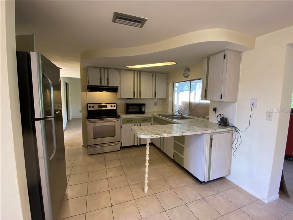 3612 Springfield Drive Holiday FL 34691 TB8509823 image8