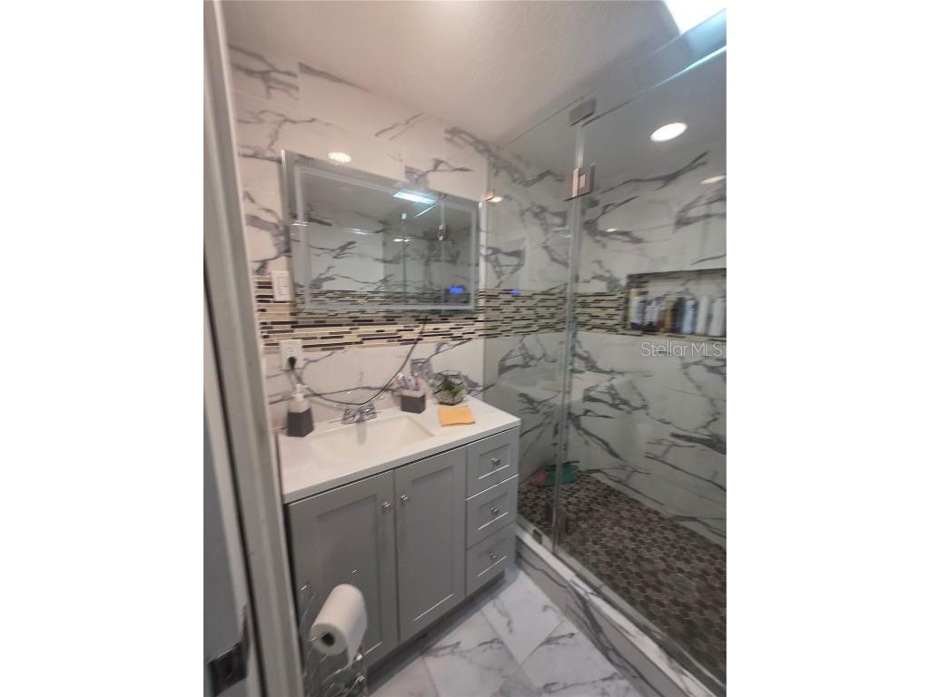 3612 Tamarix Drive Tampa FL 33619 TB8408865 image24