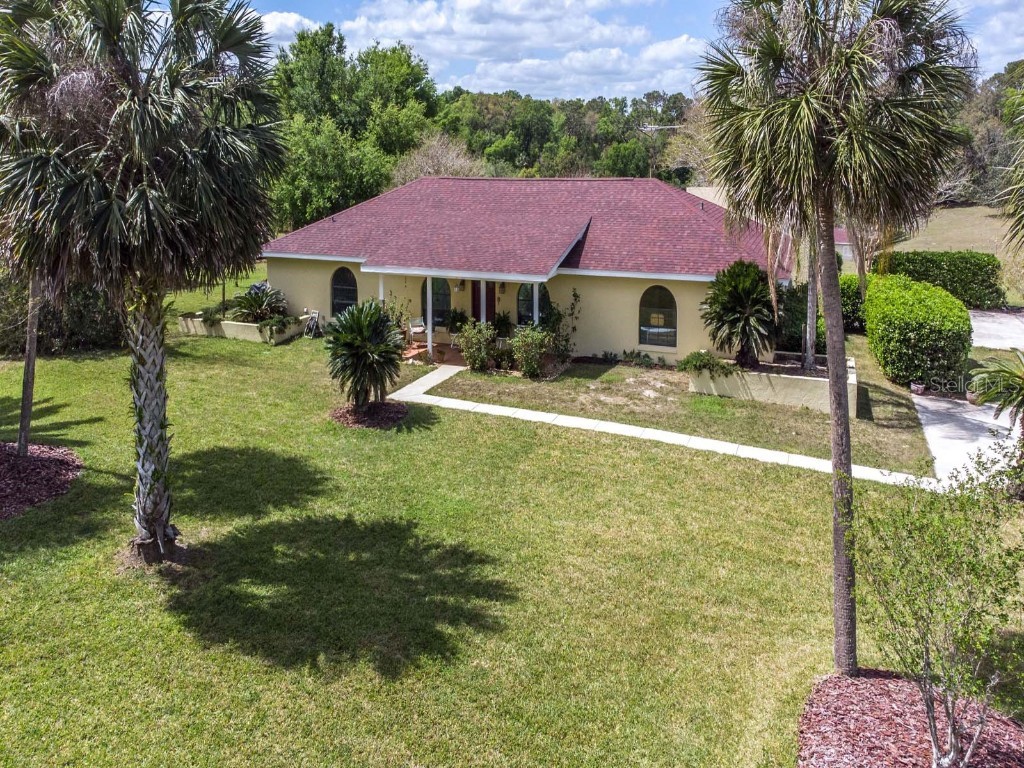 36129 E Eldorado Lake Drive Eustis FL 32736 G5066647 image1