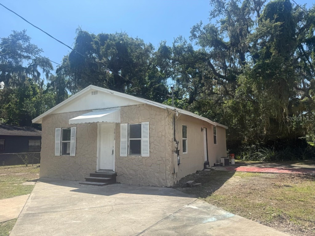 3613 Deleuil Avenue Tampa FL 33610 TB8422269 image1
