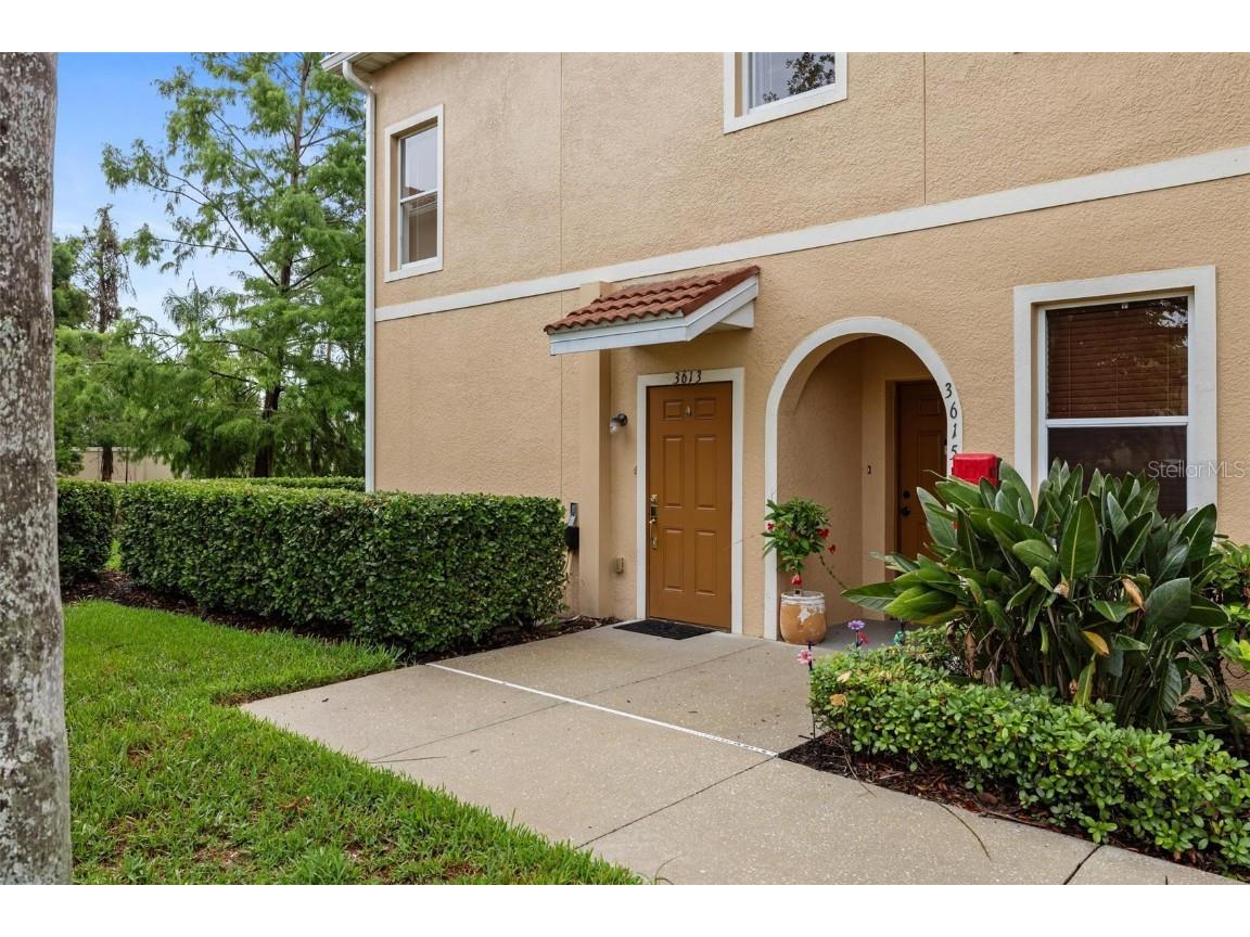 3613 Parkridge Circle #11-201 Sarasota FL 34243 N6139148 image1