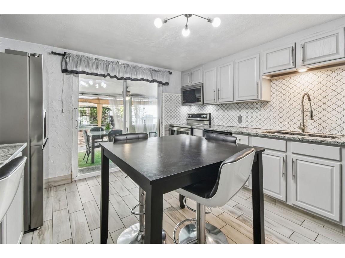 3613 W Minnehaha Street Tampa FL 33614 TB8442484 image10