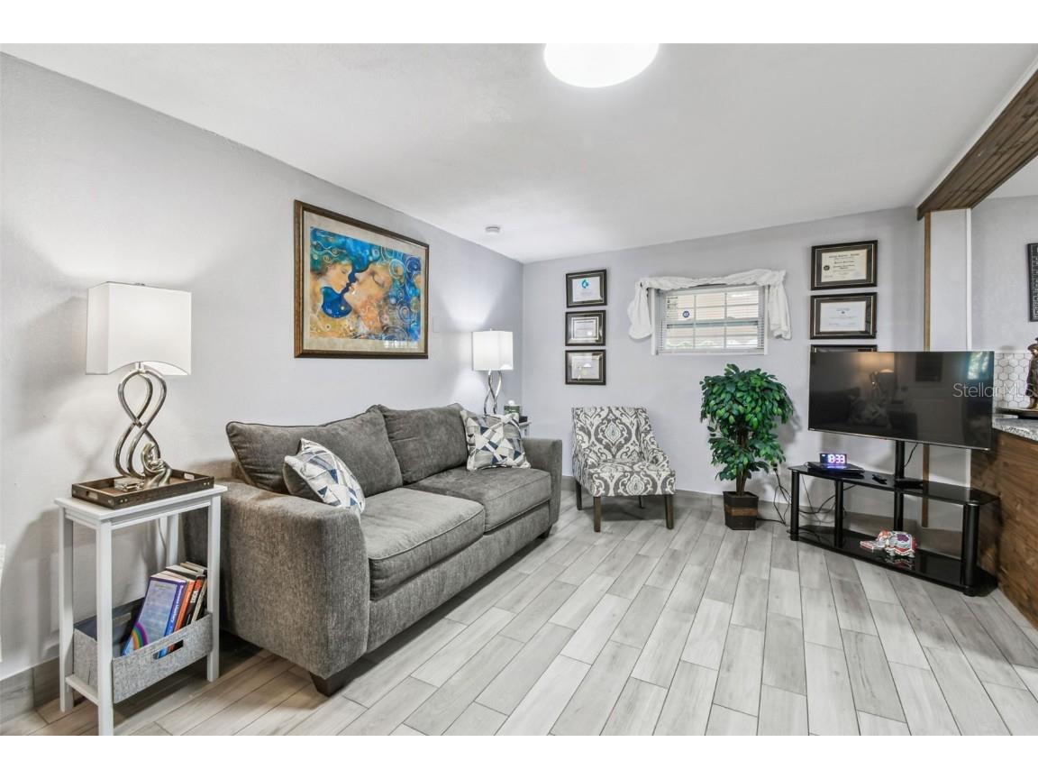 3613 W Minnehaha Street Tampa FL 33614 TB8442484 image40