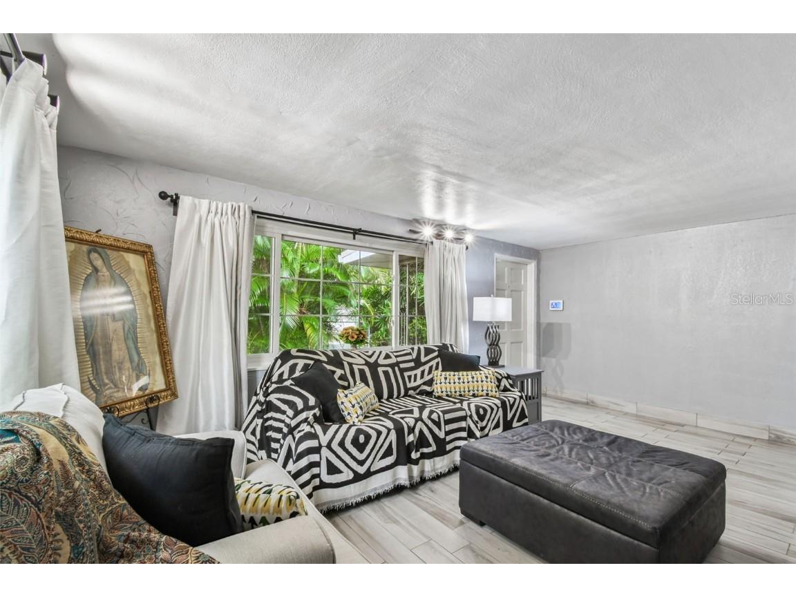 3613 W Minnehaha Street Tampa FL 33614 TB8442484 image45