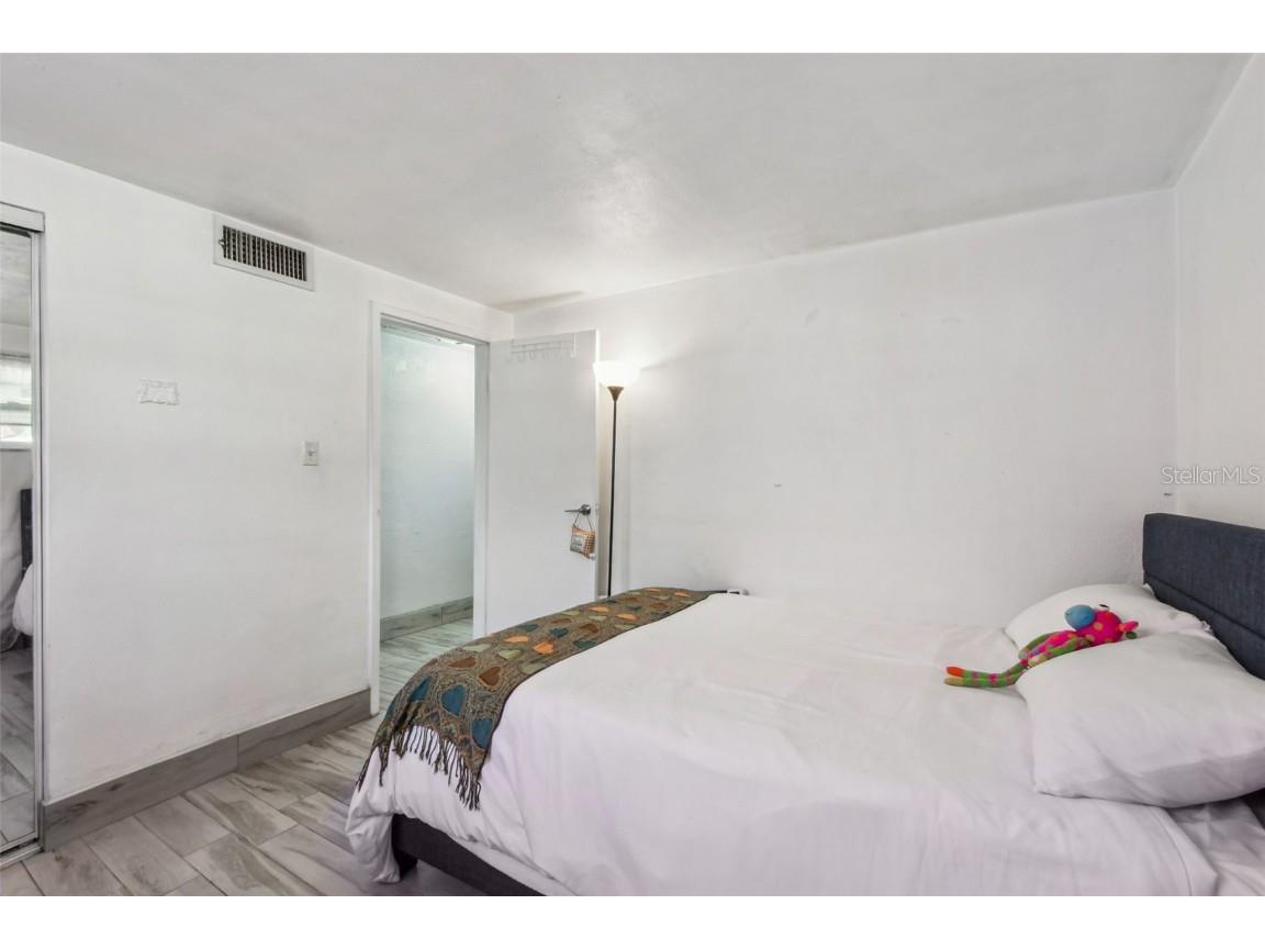 3613 W Minnehaha Street Tampa FL 33614 TB8442484 image58