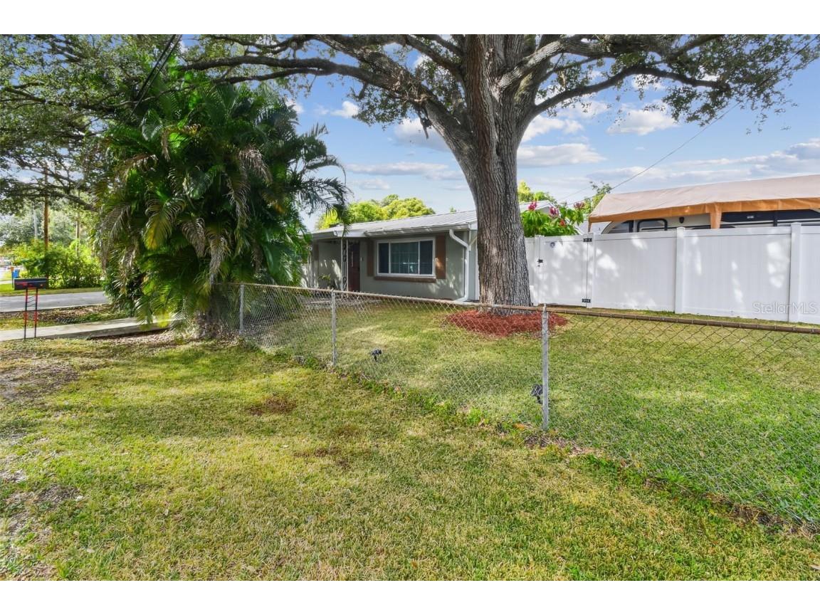 3613 W Minnehaha Street Tampa FL 33614 TB8442484 image6