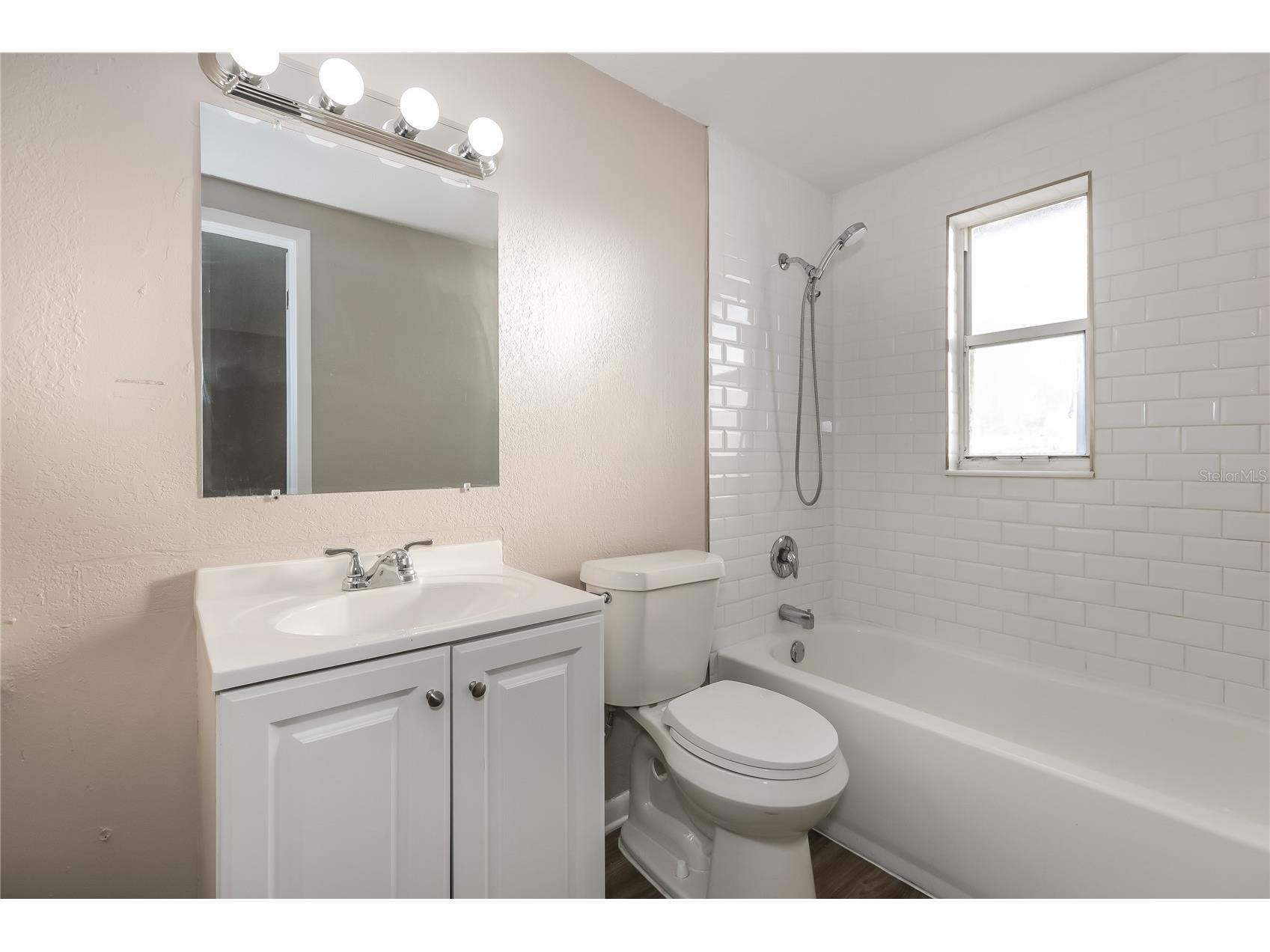 3613 Wisperbreath Lane Tampa FL 33619 TB8500934 image17