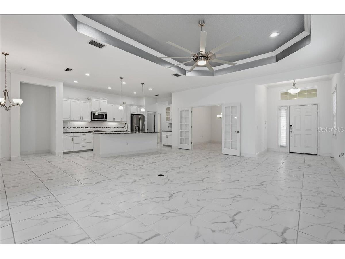 3613 Woodcliff Lake Terrace Sarasota FL 34243 A4696019 image10
