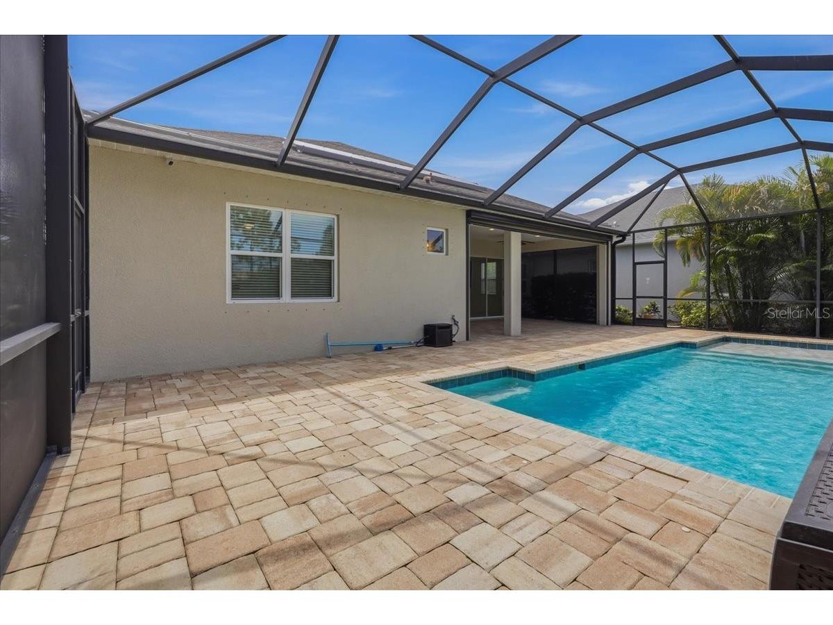 3613 Woodcliff Lake Terrace Sarasota FL 34243 A4696019 image54