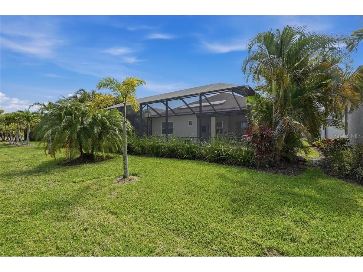 3613 Woodcliff Lake Terrace Sarasota FL 34243 A4696019 image59