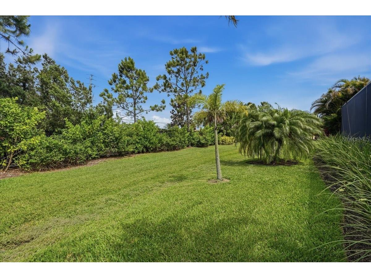 3613 Woodcliff Lake Terrace Sarasota FL 34243 A4696019 image60